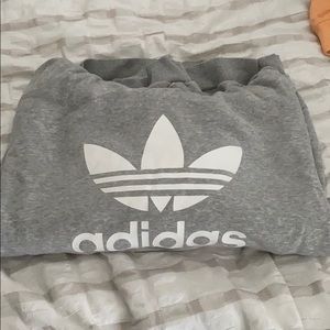 Adidas Sweatshirt